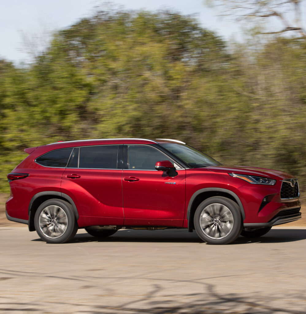 Red 2020 Highlander Hybrid Side-View Driving

BEST Road-Trip Cars of 2020